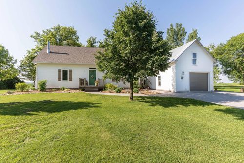 18377 County Highway 25, Fergus Falls, MN, 56537-7707 | Card Image