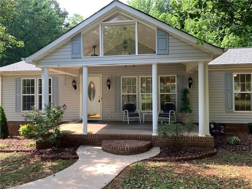 4172 Copeland Ter, Graham, NC, 27253-8342 | Card Image