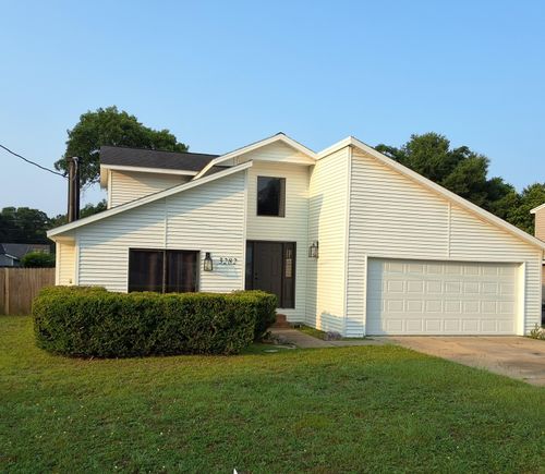 3282 Fairway Pl, Crestview, FL, 32539-9041 | Card Image