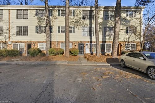 d-2810 Carriage Dr, Winston-Salem, NC, 27106-5328 | Card Image