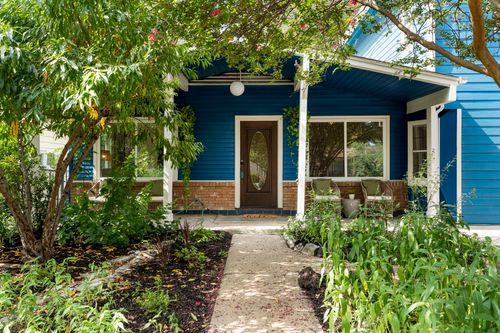3201 Kay St, Austin, TX, 78702-3135 | Card Image