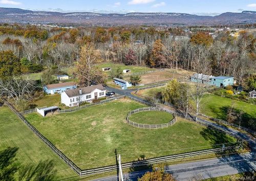 99 Dusinberre Rd, Gardiner, NY, 12525-5306 | Card Image