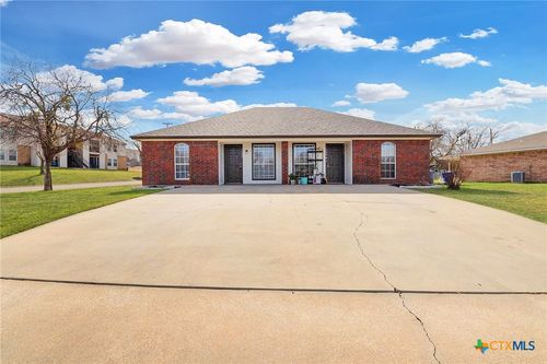 1226 Walt Morgan Cir, Copperas Cove, TX, 76522-1931 | Card Image