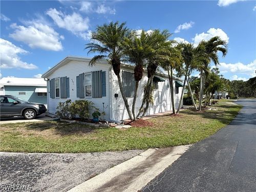 4621 Liberty Ln E, ESTERO, FL, 33928-3629 | Card Image