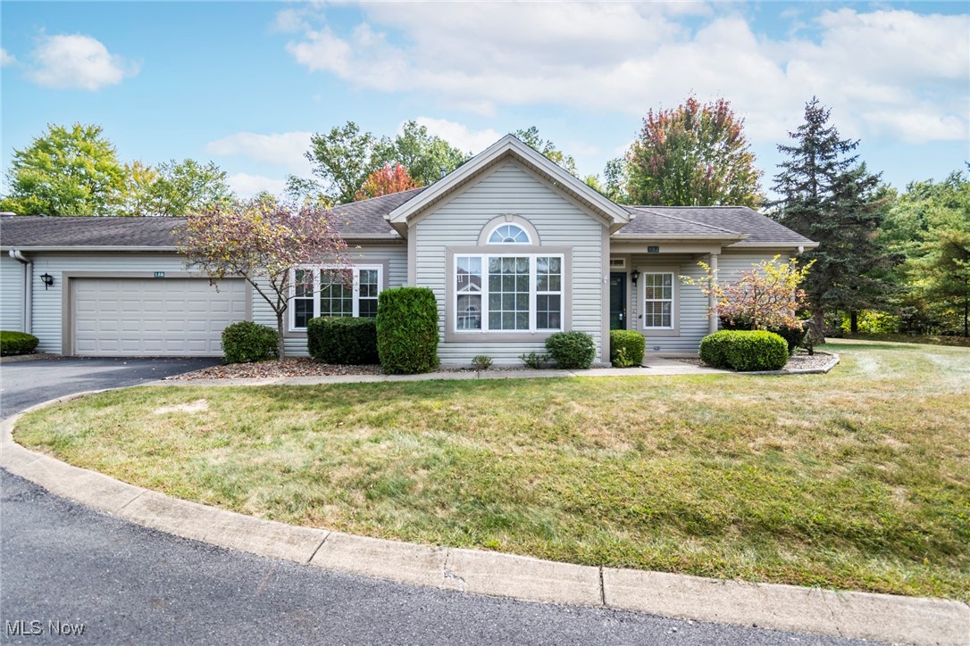 Wilcox Rd, Youngstown, OH 44515