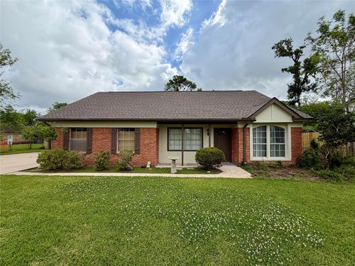 114 Edgewater St, Clute, TX, 77531-2013 | Card Image