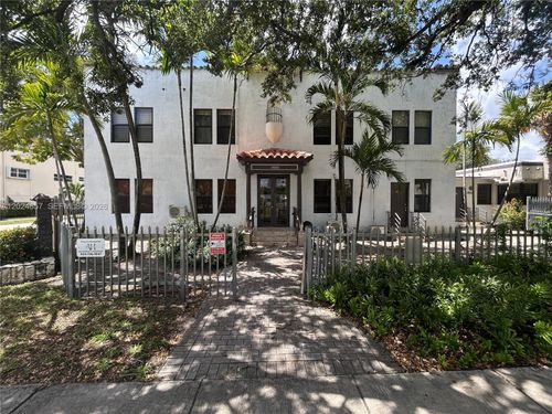 9-2000 Monroe St, Hollywood, FL, 33020-7826 | Card Image