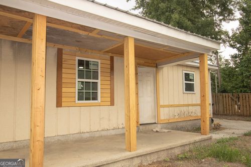 20 E Jones Ave, Statesboro, GA, 30458-2914 | Card Image