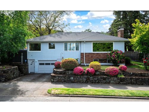 7530 Se Yamhill St, Portland, OR, 97215 | Card Image