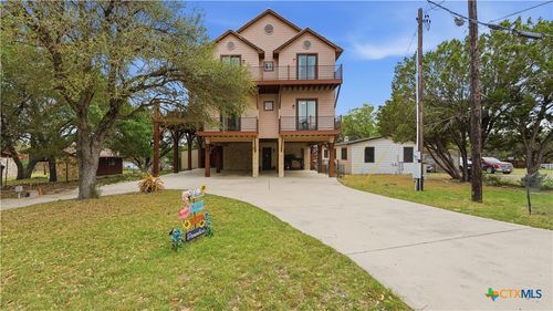 628 Country Ln, Canyon Lake, TX, 78133-4958 | Card Image