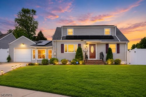 91 Crestview Rd, Fords, NJ, 08863-2007 | Card Image