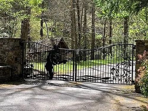 31 Waterdance Dr, Cullowhee, NC, 28723 | Card Image