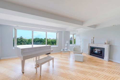 8a-106 Central Park S, New York, NY, 10019 | Card Image