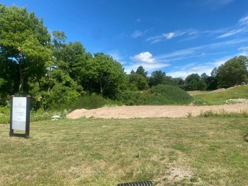 15 Hauser Place, Hamilton, ON, L9H5A4 | Card Image