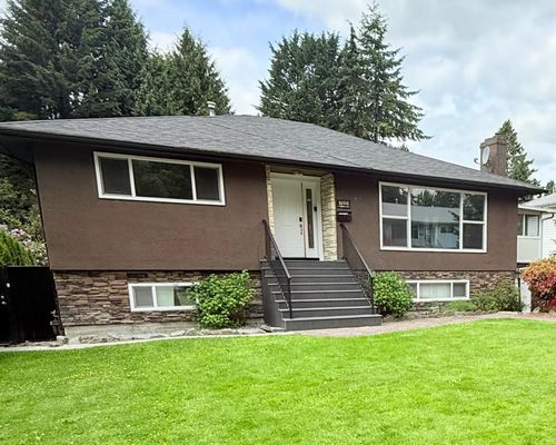 7522 Mark Cres, Burnaby, BC, V5A1Z3 | Card Image