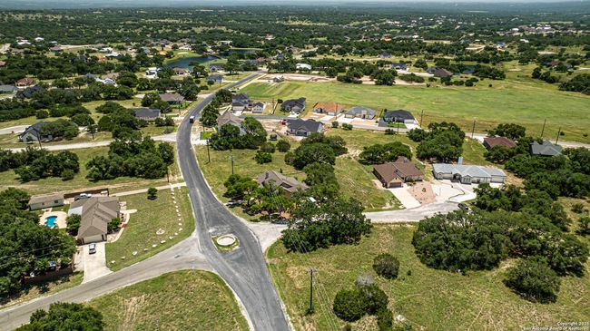 200 S Calvin Barrett, House other with 3 bedrooms, 2 bathrooms and null parking in Blanco TX | Image 20