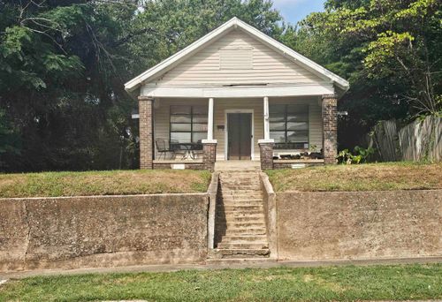 1307 Maple St, North Little Rock, AR, 72114-4132 | Card Image