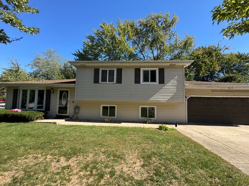 7615 Bigger St, Merrillville, IN, 46410-4346 | Card Image