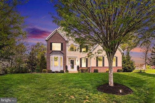 825 Clubhouse Dr, HARLEYSVILLE, PA, 19438-2180 | Card Image