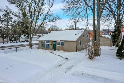 21425 Sunnyview St, Clinton Township, MI, 48035-2785 | Card Image