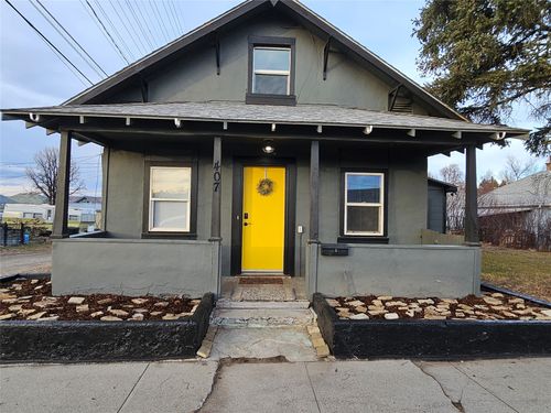 407 Maryland Ave, Deer Lodge, MT, 59722-1543 | Card Image