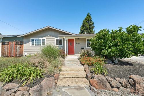 1295 Marian Way, Petaluma, CA, 94954-3467 | Card Image