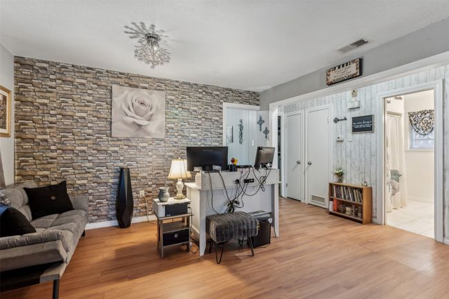 204 N Elm St, House other with 3 bedrooms, 2 bathrooms and null parking in Kemp TX | Image 16