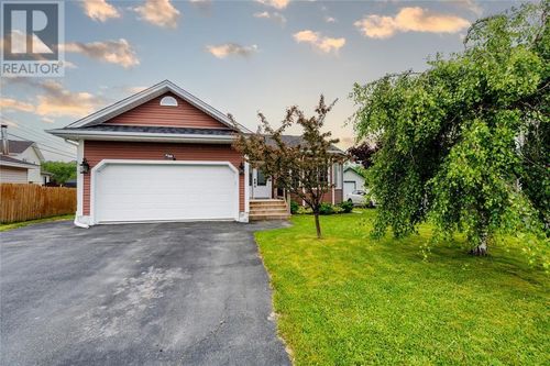 50 Hibernia Pl, Conception Bay South, NL, A1X7P2 | Card Image