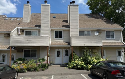 unit-4-34-136 Pembroke Rd, Danbury, CT, 06811-3070 | Card Image