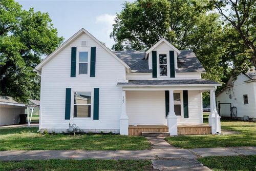 707 E 5th St, Altamont, KS, 67330-9406 | Card Image