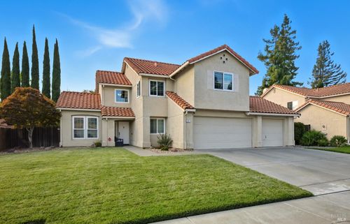 927 Arbor Oaks Drive, Vacaville, CA, 95687 | Card Image
