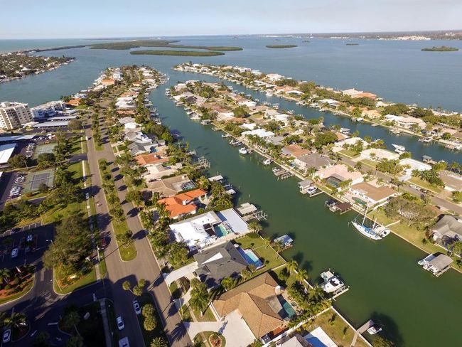 695 Island Way, House other with 4 bedrooms, 4 bathrooms and null parking in CLEARWATER BEACH FL | Image 32