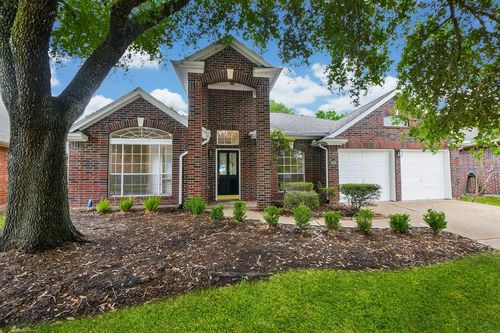 202 Knoll Forest Dr, Sugar Land, TX, 77479-6105 | Card Image