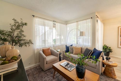 92-16211 Downey, Paramount, CA, 90723 | Card Image