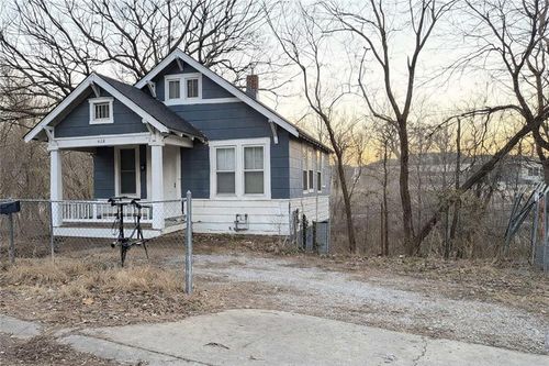 428 S Kentucky Ave, Independence, MO, 64053-1109 | Card Image