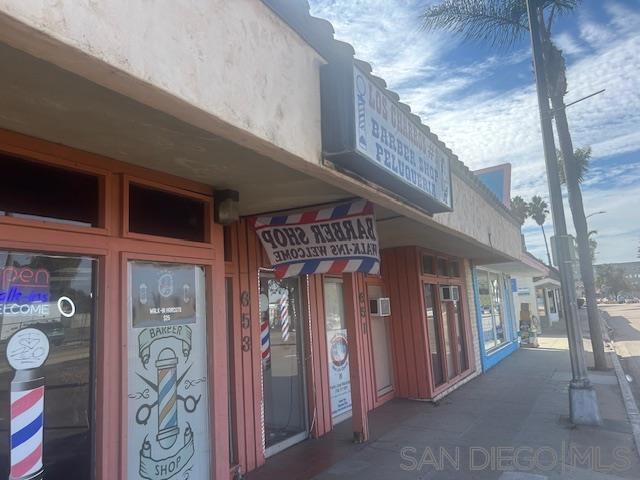 651 E Valley Pkwy, Escondido, CA 92025
