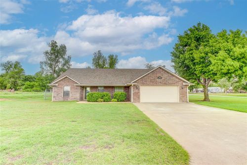 503 W South Dr, Fletcher, OK, 73541-9463 | Card Image
