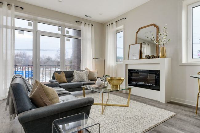 2E - 770 Irving Park Rd, Condo with 2 bedrooms, 2 bathrooms and 1 parking in Roselle IL | Image 8