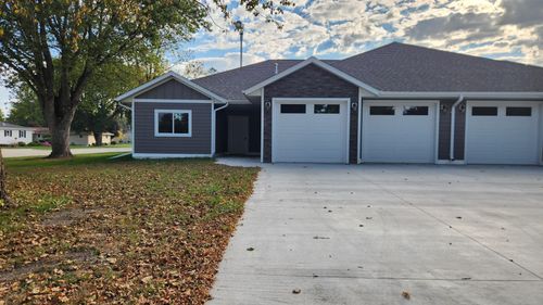 901 7th Ave Sw, Pipestone, MN, 56164-1032 | Card Image