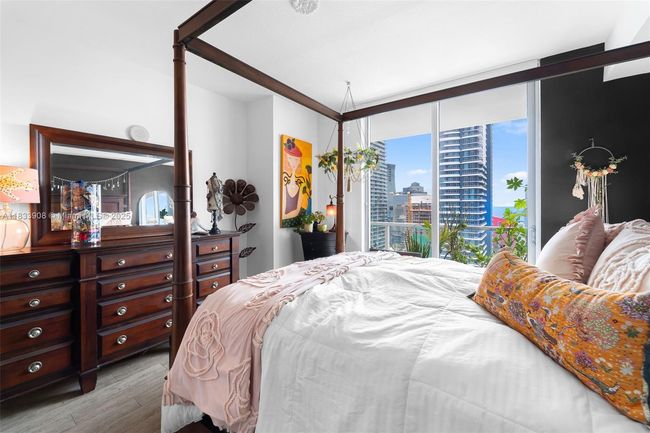 PH-3904S - 79 Sw 12 Th St, Condo with 2 bedrooms, 2 bathrooms and null parking in Miami FL | Image 12