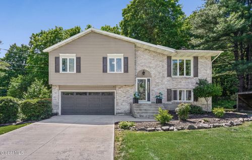 47 Wormer Rd, Voorheesville, NY, 12186-9306 | Card Image