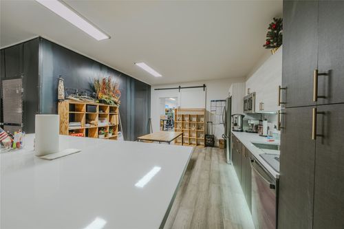 ste-203-317 Central Ave, Whitefish, MT, 59937-2674 | Card Image