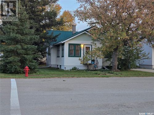 69 Main St, Fillmore, SK, S0G1N0 | Card Image