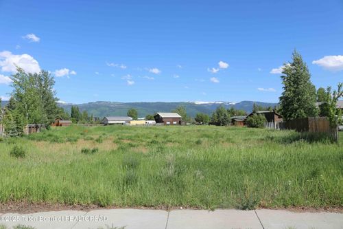 660 Appaloosa Trl, Driggs, ID, 83422-5156 | Card Image
