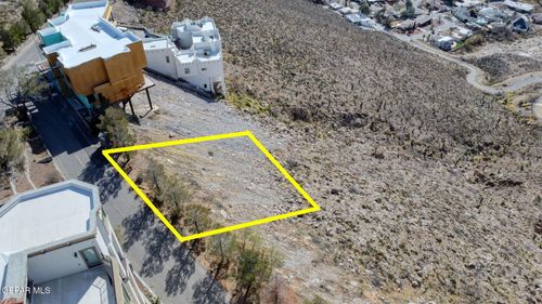 11 Apache Crest Dr, El Paso, TX, 79902 | Card Image