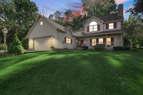 3192 W Greenbriar Ln, La Porte, IN, 46350-1931 | Card Image