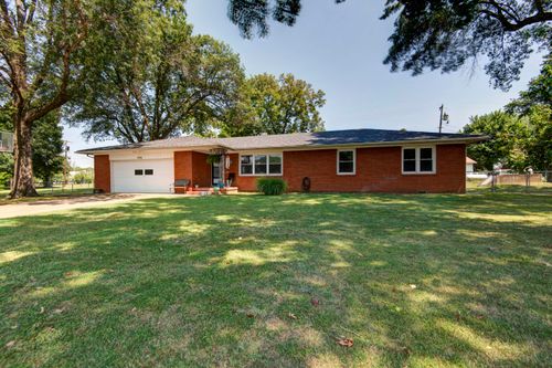 636 S Oak St, Buffalo, MO, 65622-8556 | Card Image