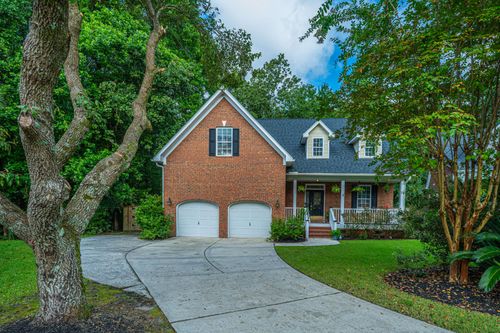 8631 Woodland Walk, North Charleston, SC, 29420-7441 | Card Image