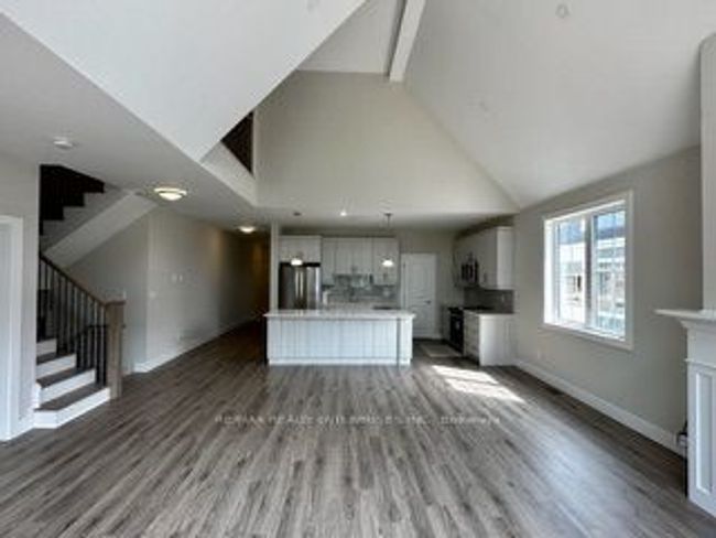 147 Courtland St, House other with 3 bedrooms, 3 bathrooms and 2 parking in Blue Mountains ON | Image 5