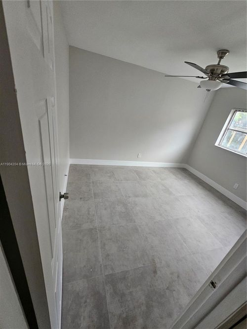 2-7300 Nw 76th Dr, Tamarac, FL, 33321-5153 | Card Image